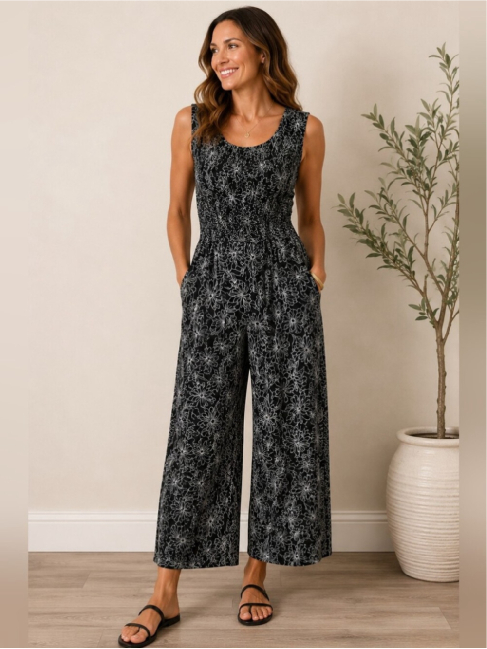 Andrew Marc Black & White Floral Smocked Jumpsuit XL Pockets Wide Leg